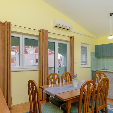 נובליה Apartments Jasna מראה חיצוני תמונה