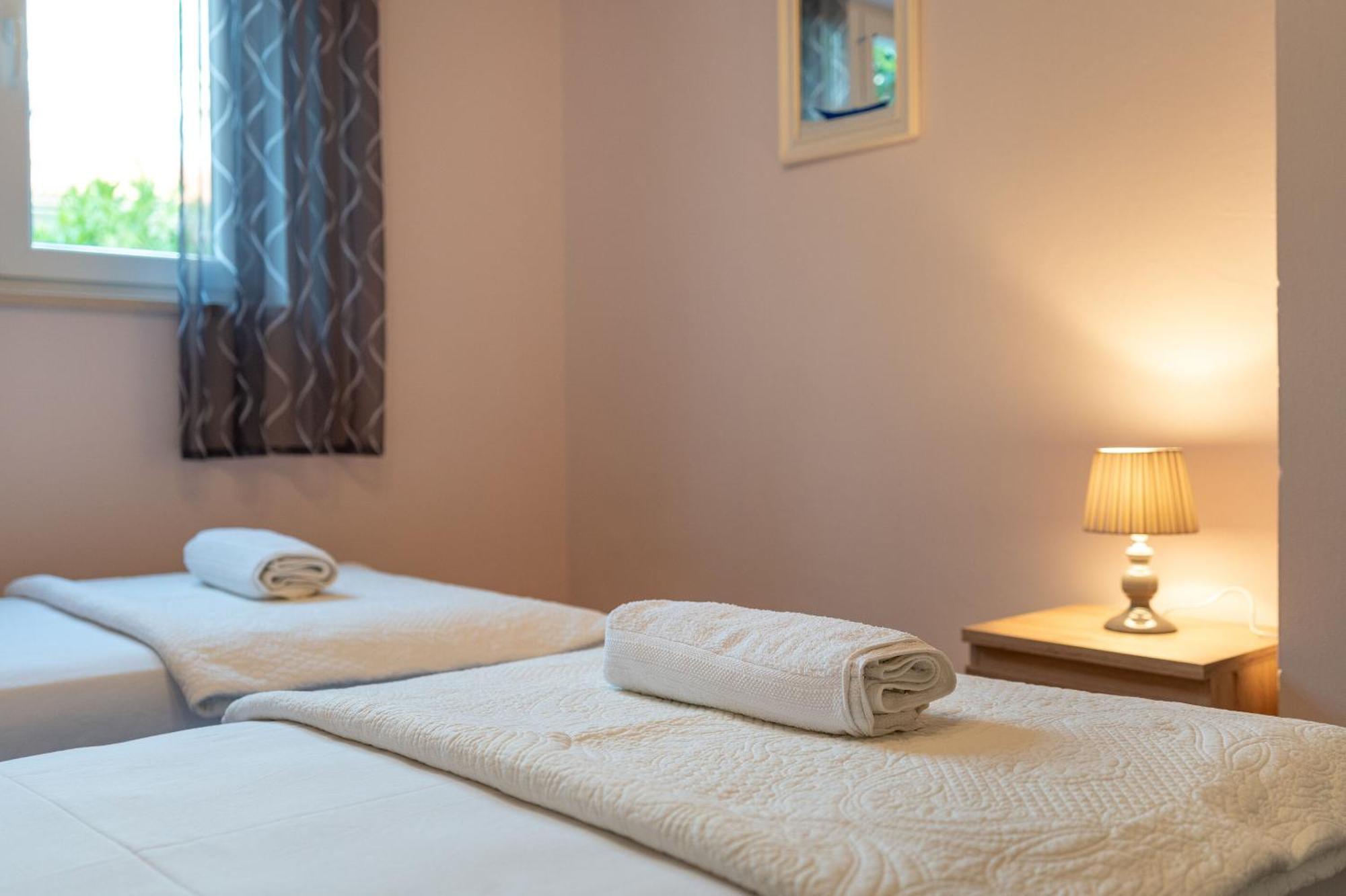 נובליה Apartments Jasna מראה חיצוני תמונה