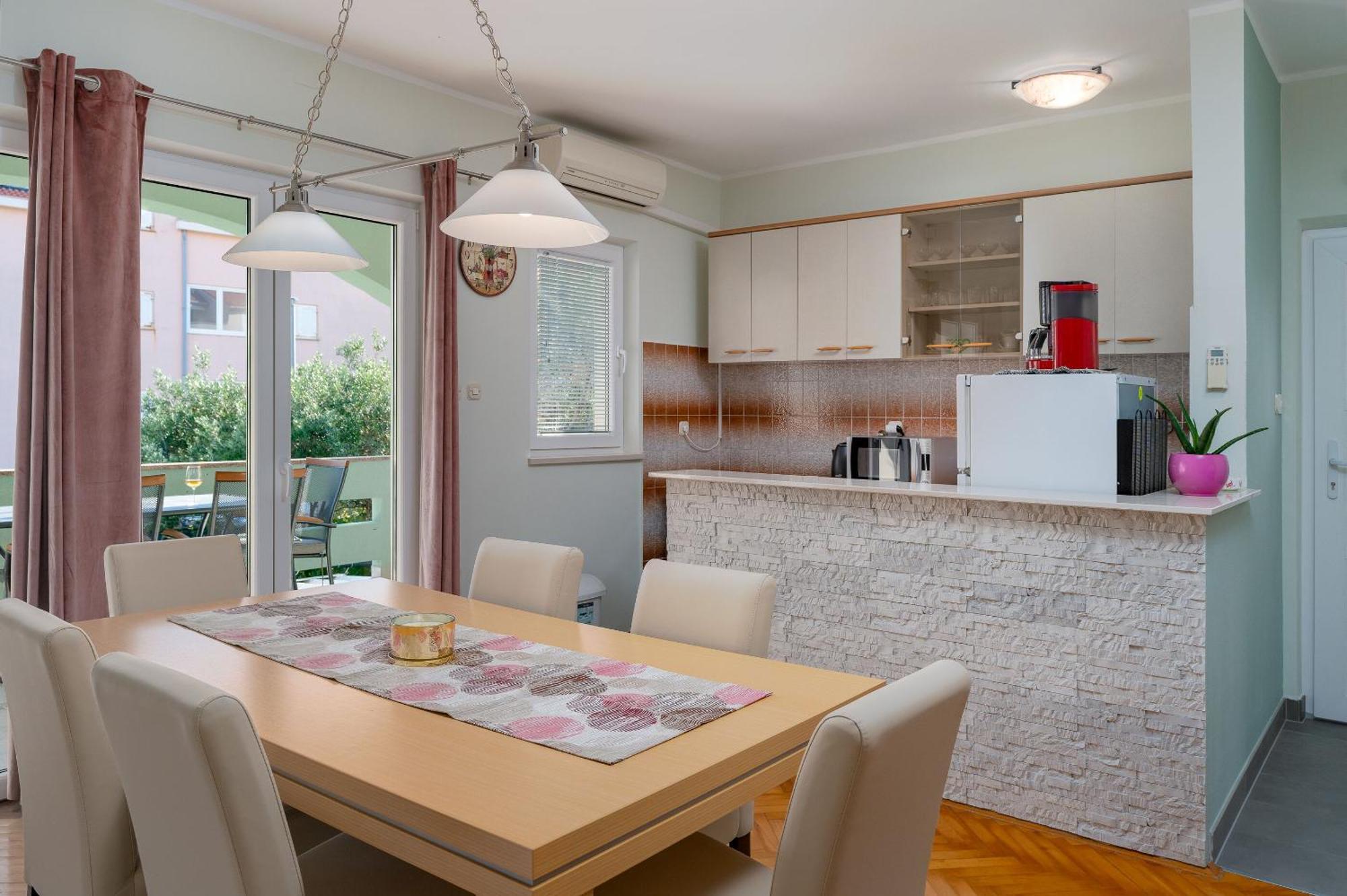 נובליה Apartments Jasna מראה חיצוני תמונה