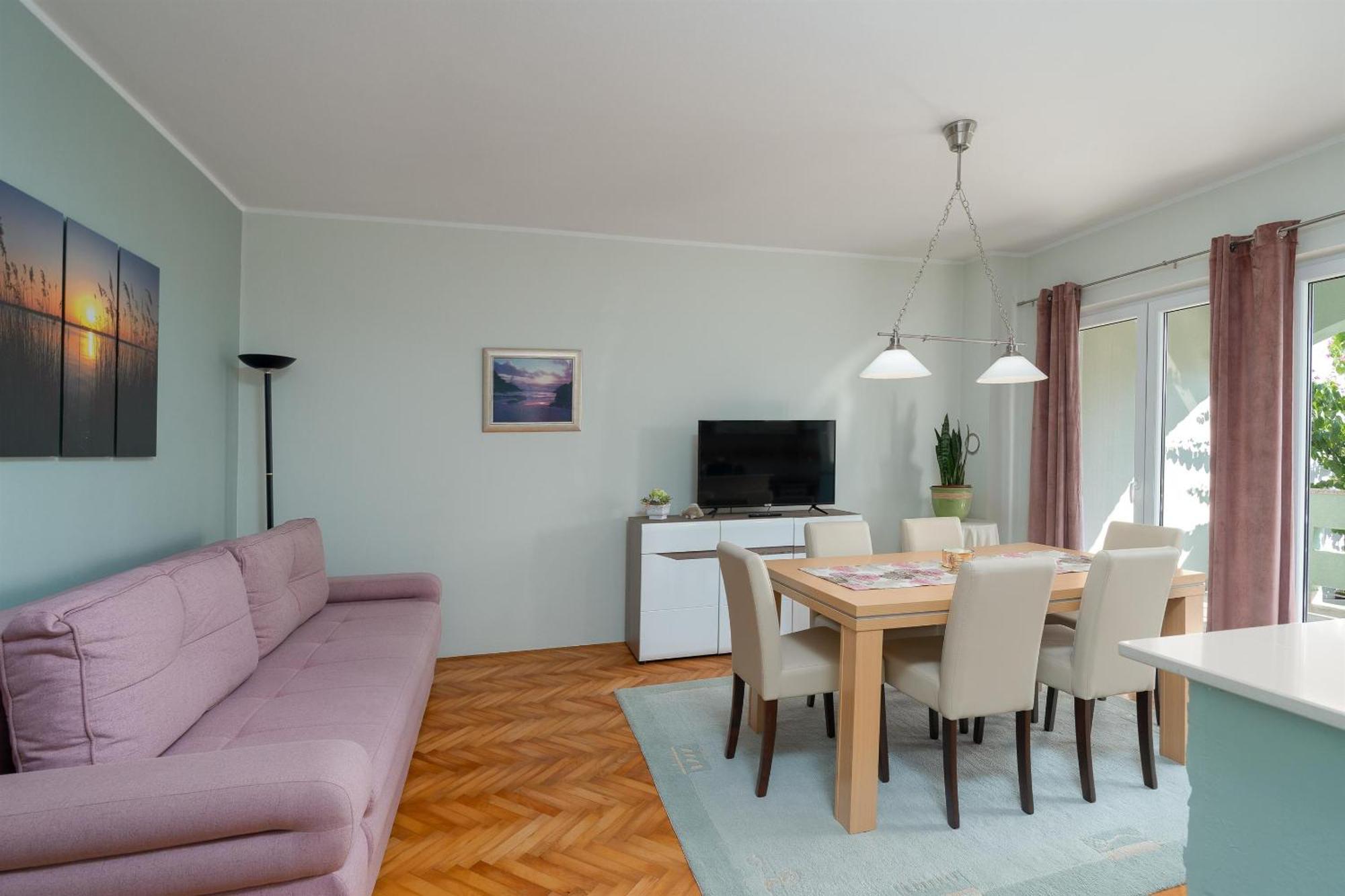 נובליה Apartments Jasna מראה חיצוני תמונה