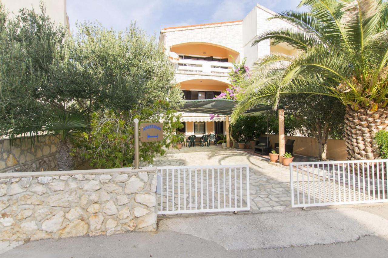 נובליה Apartments Jasna מראה חיצוני תמונה